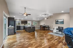 6811 54th Pl NE, Marysville, WA 98270 - Photo 11