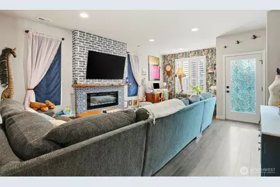 22505 70th Place W, Mountlake Terrace, WA 98043 - Photo 9