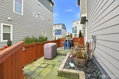 22505 70th Place W, Mountlake Terrace, WA 98043 - Photo 27