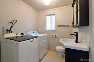 1702 S G St, Tacoma, WA 98405 - Photo 5