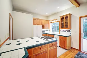 7722 22nd Ave NE, Seattle, WA 98115 - Photo 29