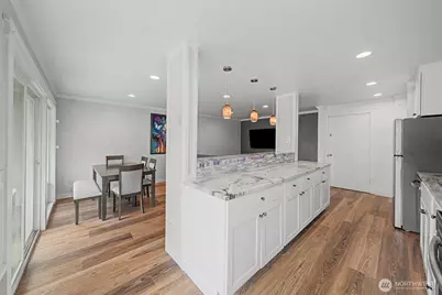 15142 65th Avenue S #313, Tukwila, WA 98188 - Photo 9