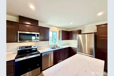 299 Octopus Avenue NE, Ocean Shores, WA 98569 - Photo 9