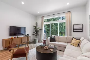 1139 129th Ct NE, Bellevue, WA 98005 - Photo 3