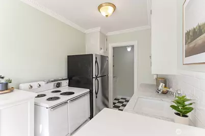 220 W Olympic Place #104, Seattle, WA 98119 - Photo 9