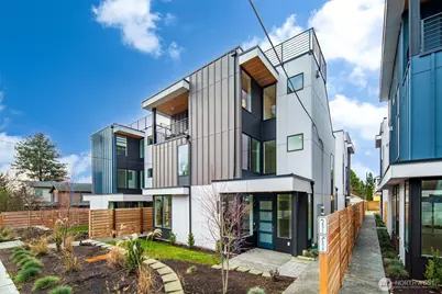 8831 C Wallingford Avenue N, Seattle, WA 98103 - Photo 25