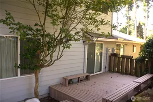 313 & 315 146th Pl NE, Bellevue, WA 98007 - Photo 9