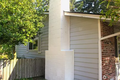 313 & 315 146th Place NE, Bellevue, WA 98007 - Photo 5