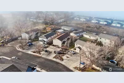 1818 W Crouse Street, Moses Lake, WA 98837 - Photo 9