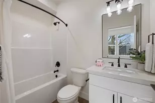 619 S 35th St, Tacoma, WA 98418 - Photo 17