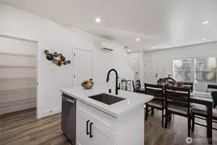 619 S 35th St, Tacoma, WA 98418 - Photo 9