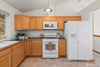 6223 Grandridge Drive SE, Port Orchard, WA 98367 - Photo 11