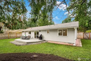 922 208th Ave NE, Sammamish, WA 98074 - Photo 17