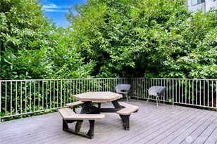 1525 Taylor Ave N, Seattle, WA 98109 - Photo 21