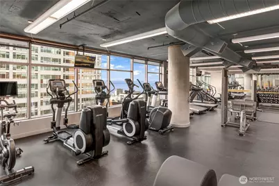 2033 2nd Avenue #1602, Seattle, WA 98121 - Photo 35