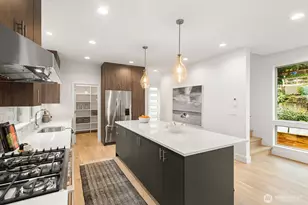 6312 Evanston Ave N, Seattle, WA 98103 - Photo 13