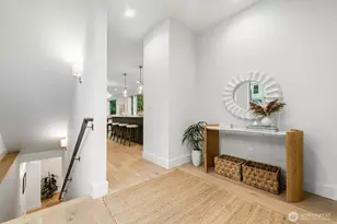 6312 Evanston Ave N, Seattle, WA 98103 - Photo 9