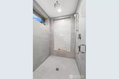 6312 Evanston Avenue N, Seattle, WA 98103 - Photo 25