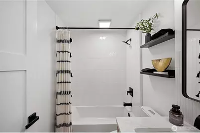 7106 32nd Avenue SW, Seattle, WA 98126 - Photo 17