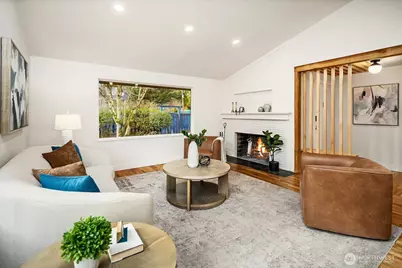 9802 15th Avenue NE, Seattle, WA 98115 - Photo 5