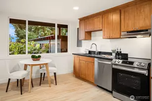 9802 15th Ave NE, Seattle, WA 98115 - Photo 33