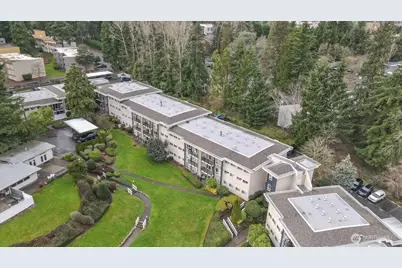 12631 NE 9th Place #C305, Bellevue, WA 98005 - Photo 21