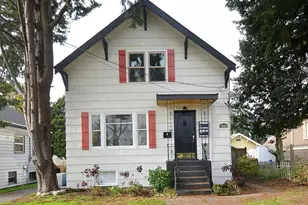 7039 24th Ave NW, Seattle, WA 98117 - Photo 3