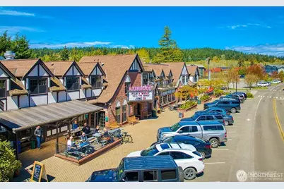 4552 Point White Drive NE #A&B, Bainbridge Island, WA 98110 - Photo 9