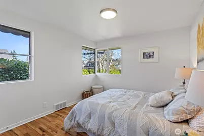 5503 33rd Avenue S, Seattle, WA 98118 - Photo 15