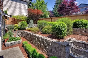 213 15th Ave, Seattle, WA 98122 - Photo 13