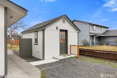 7735 McBee Street NE, Moses Lake, WA 98837 - Photo 5
