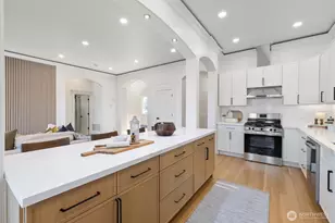 7908 S Lakeridge Dr, Seattle, WA 98178 - Photo 19