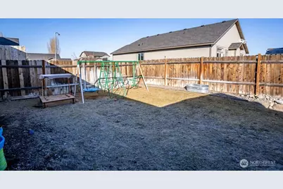 527 S Bayside Street, Moses Lake, WA 98837 - Photo 5