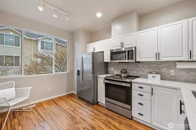 11895 NE 163rd Place #20-3, Bothell, WA 98011 - Photo 5