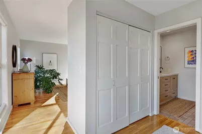 2610 E Helen Street, Seattle, WA 98112 - Photo 19