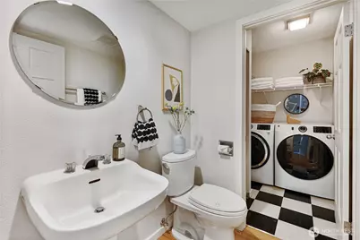 2610 E Helen Street, Seattle, WA 98112 - Photo 13