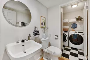 2610 E Helen St, Seattle, WA 98112 - Photo 13