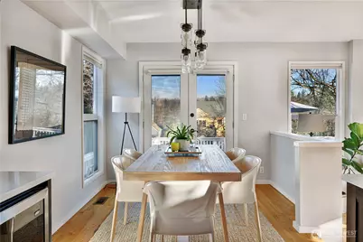 2610 E Helen Street, Seattle, WA 98112 - Photo 11