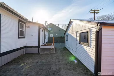 1131 S 6th Street, Mount Vernon, WA 98273 - Photo 29