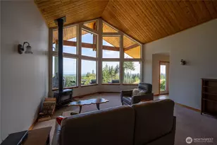 212 Maletti Hill Rd, Port Angeles, WA 98362 - Photo 15