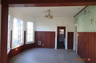 237 13th St, Raymond, WA 98577 - Photo 11