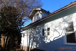 237 13th St, Raymond, WA 98577 - Photo 5