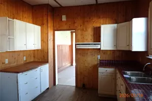 237 13th St, Raymond, WA 98577 - Photo 17