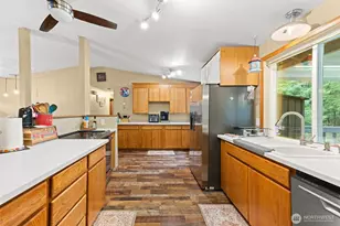 2112 Tina Ct SE, Olympia, WA 98513 - Photo 9