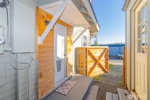 1549 Charleston Beach Rd W, Bremerton, WA 98312 - Photo 25