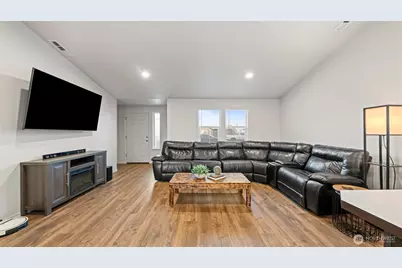 1029 W Sequoia Road, Moses Lake, WA 98837 - Photo 3