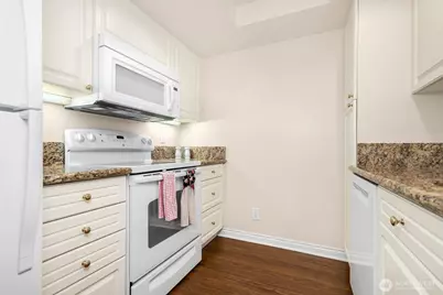 15508 Country Club Drive #A38, Mill Creek, WA 98012 - Photo 11