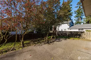 2419 SW Capital Dr, Oak Harbor, WA 98277 - Photo 37
