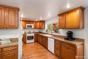 5026 Chico Way NW, Bremerton, WA 98312 - Photo 11