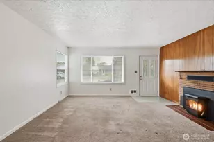 2938 Maple St, Longview, WA 98632 - Photo 5